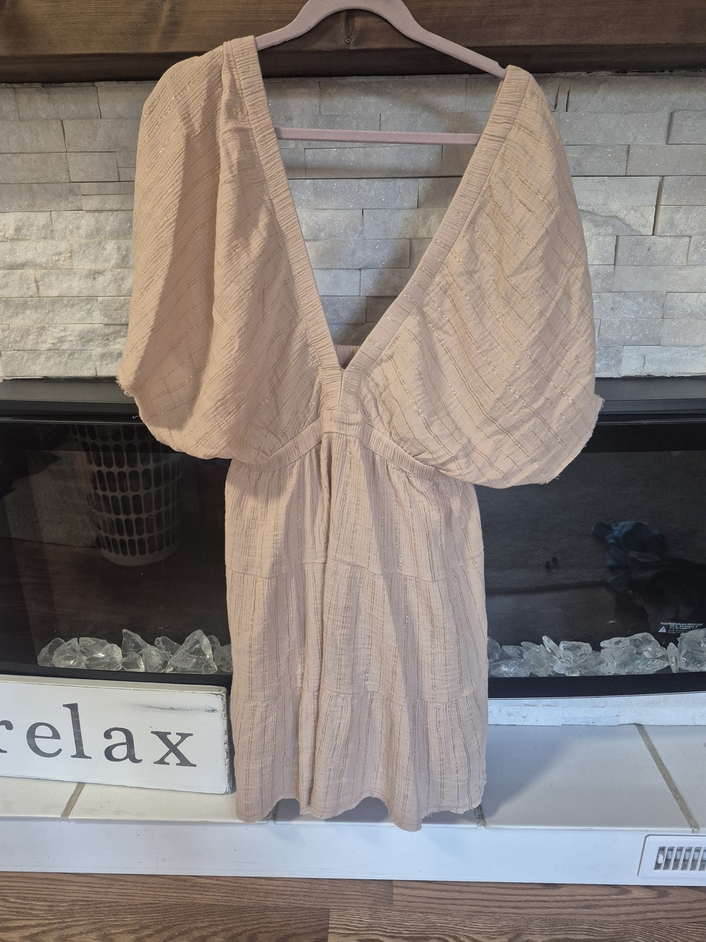 Women's Aerie Cream V-Neck Flutter Sleeve Dress